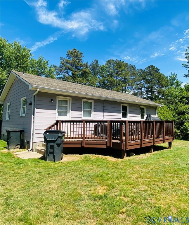 4215 Studley Road Mechanicsville, VA 23116 - Photo 9 of 11 Back Deck