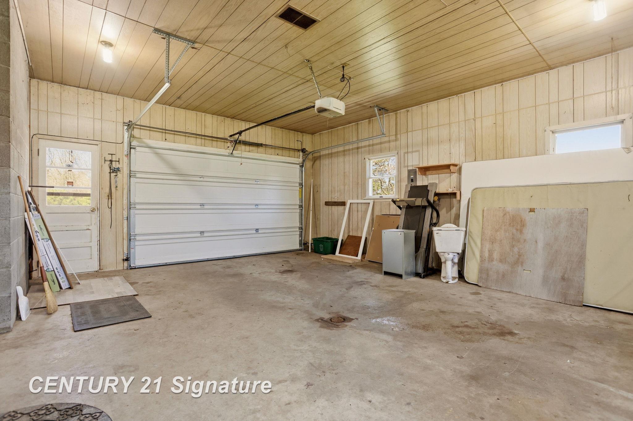 6801 Trinklein Road Saginaw, MI 48609 - Photo 27 of 44