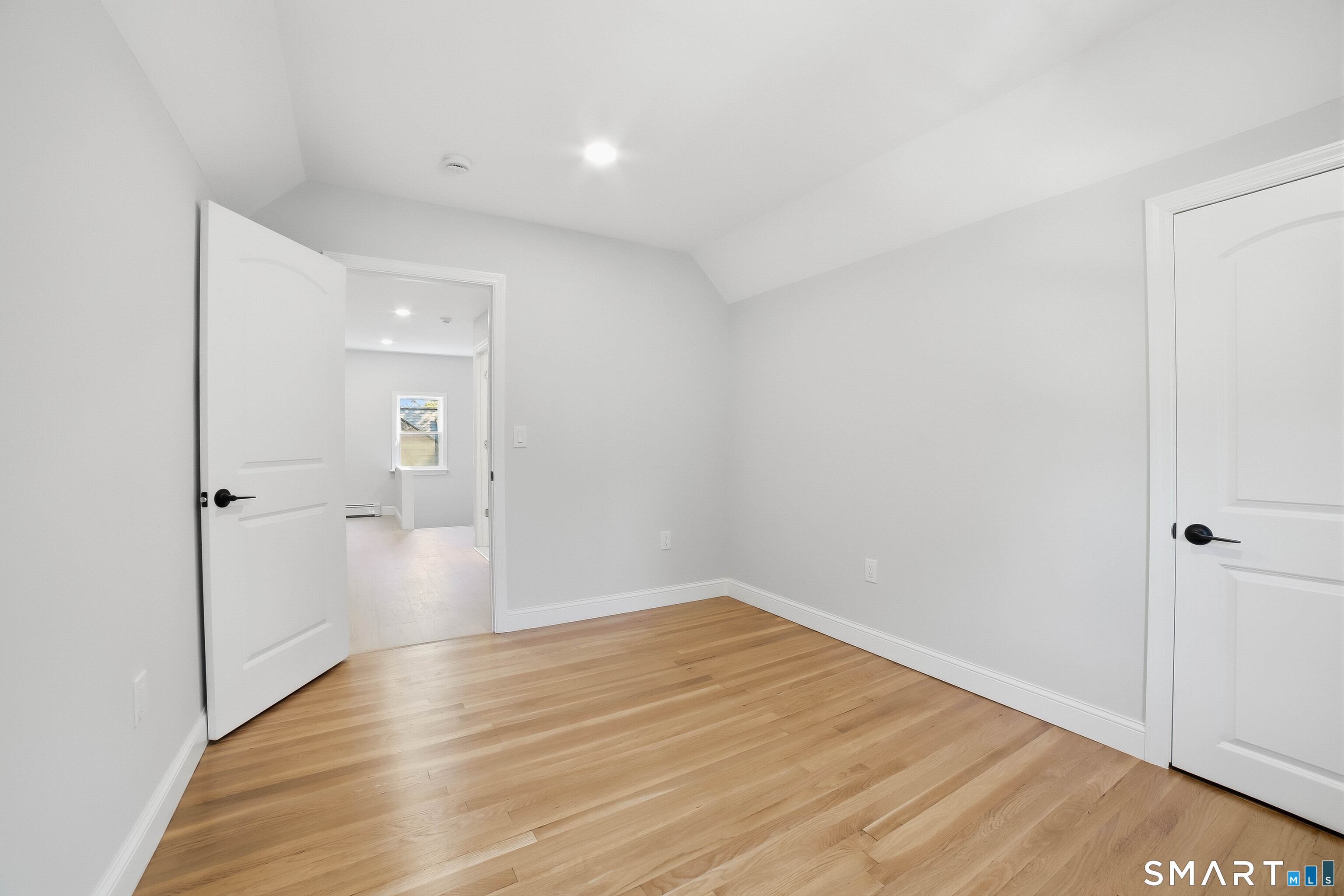 210 Colony Road New Haven, CT 06511 - Photo 30 of 36