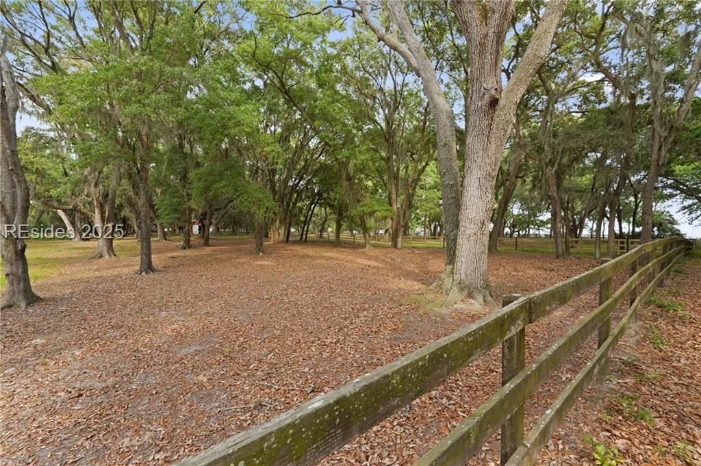 71 Tropicana Road St. Helena Island, SC 29920 - Photo 16 of 31