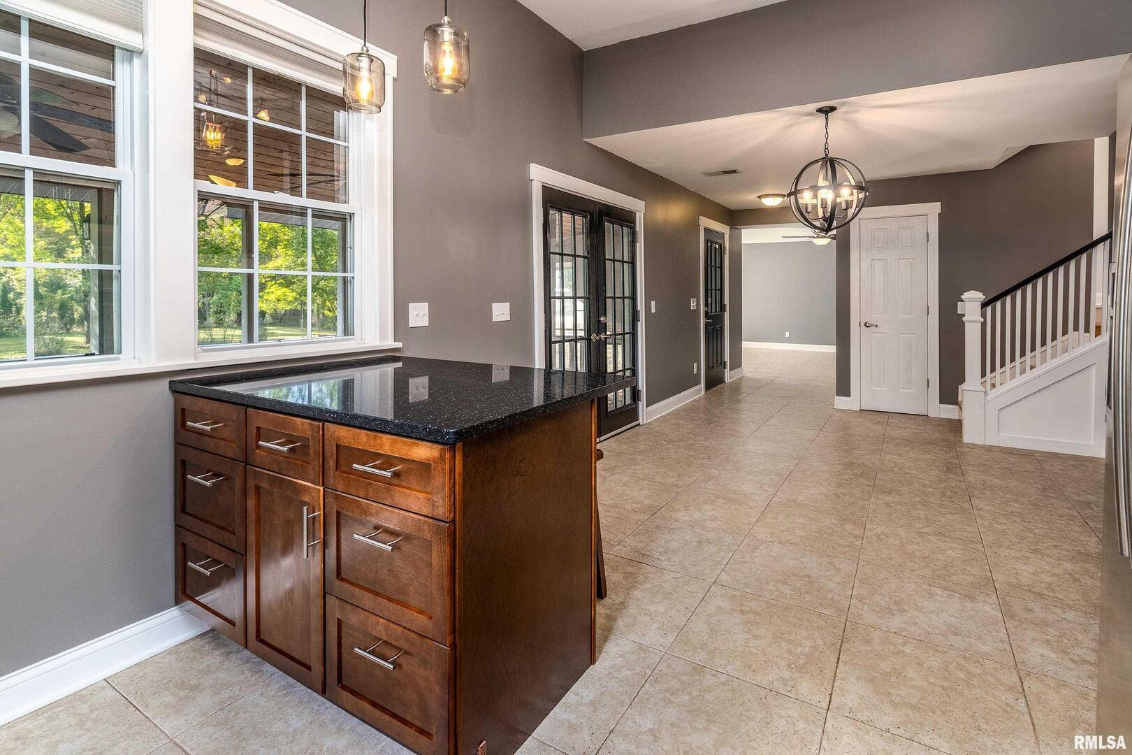 1591 North Reed Station Road Carbondale, IL 62901 - Photo 11 of 44