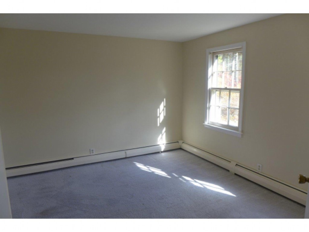 466 Wilsons Crossing Road Auburn, NH 03032 - Photo 22 of 30