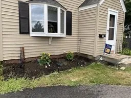 $2,700 | 30 South Street, Holbrook, MA 02343