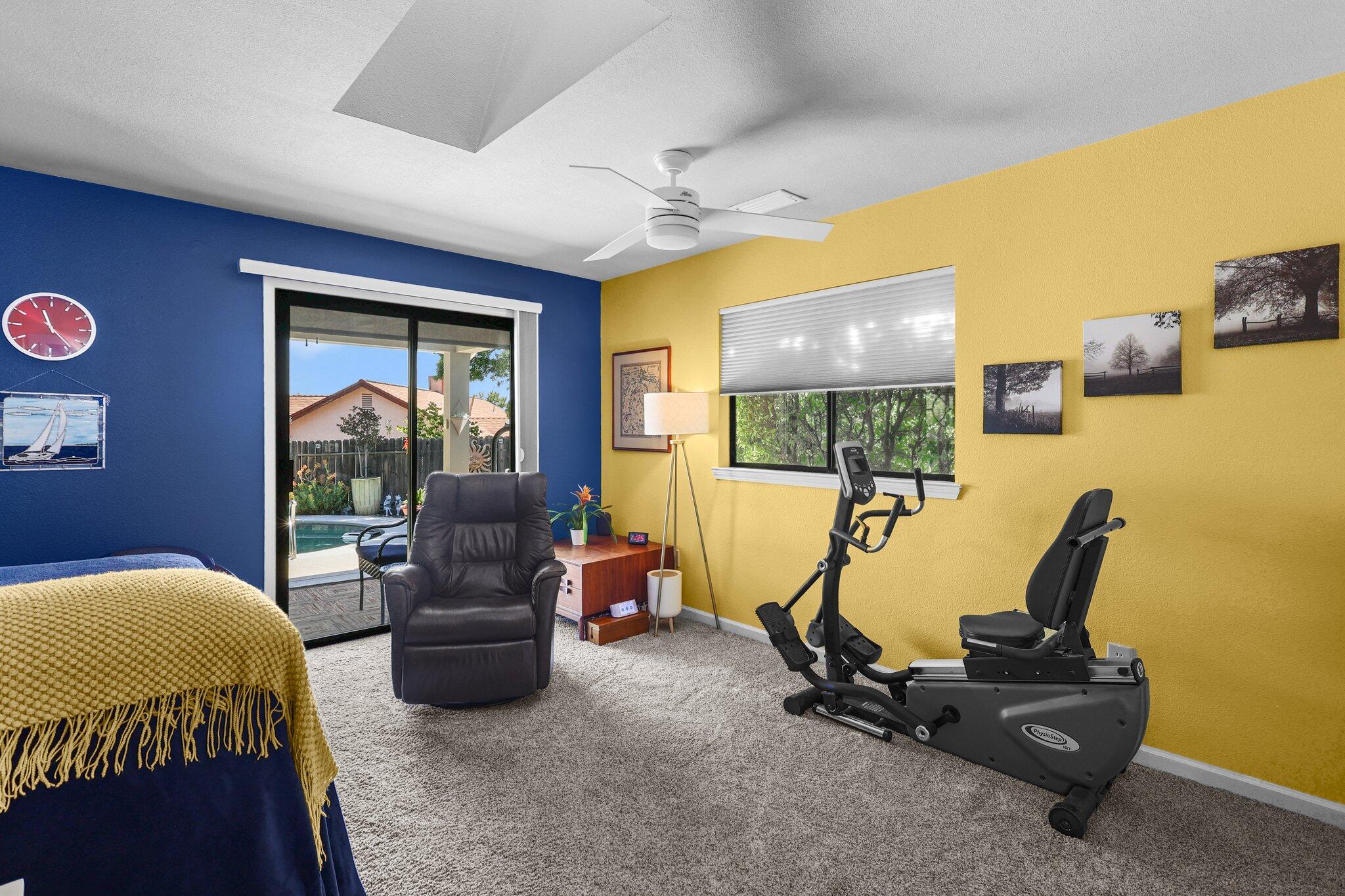2788 Summerbreeze Place Redding, CA 96001 - Photo 13 of 28 a view of a livingroom with furniture and windows