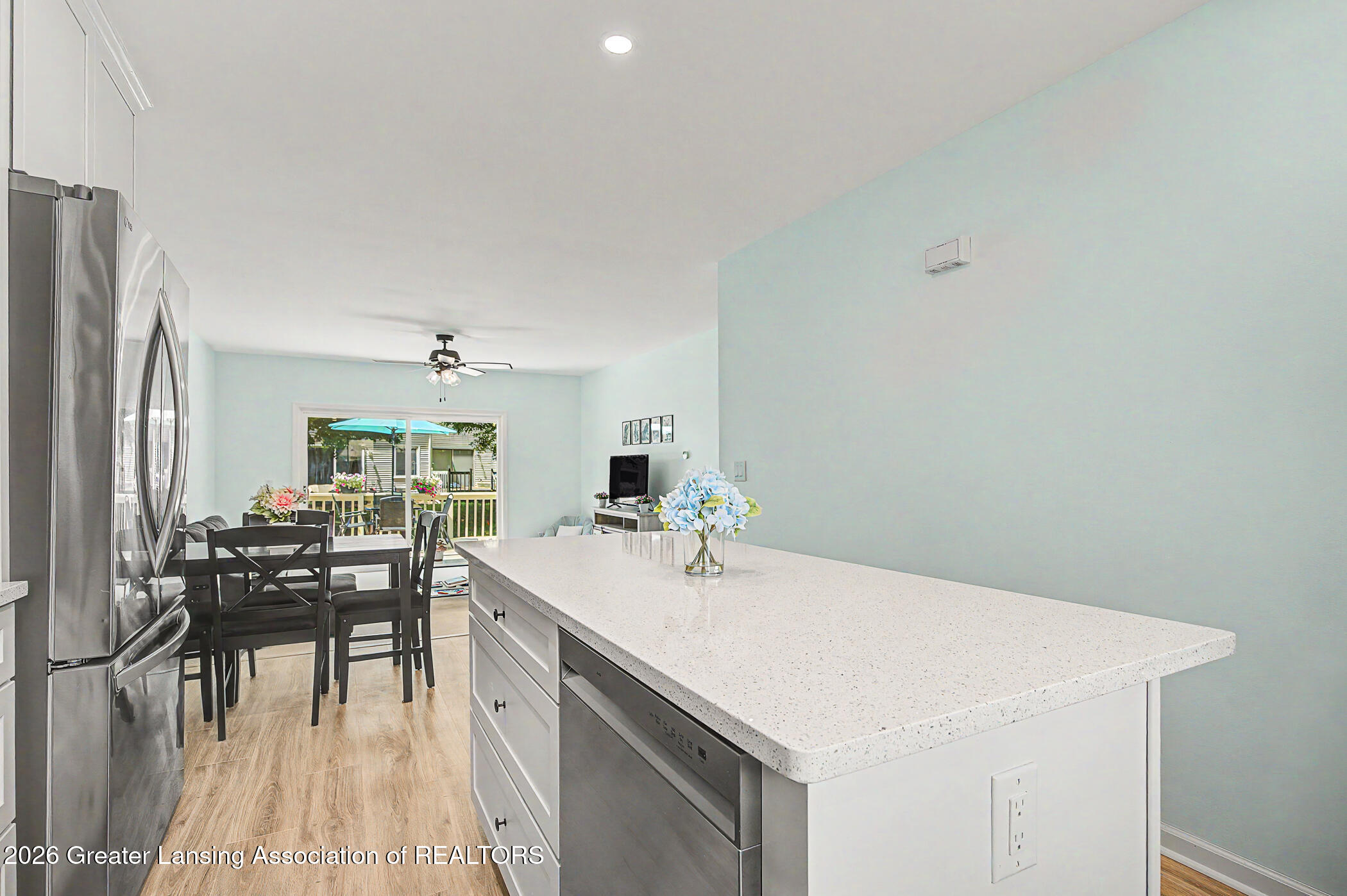 2059 La Mer Lane, Unit 17 Haslett, MI 48840 - Photo 5 of 48 Kitchen