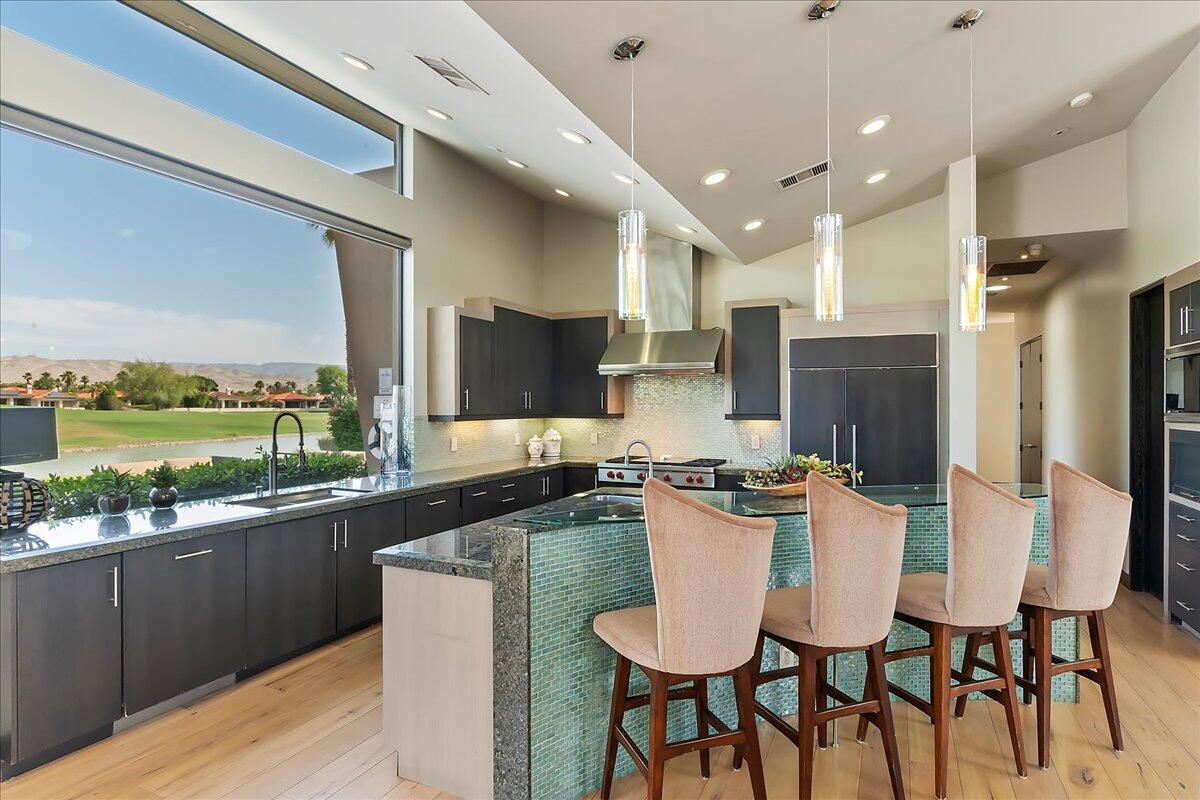 72 Royal St Georges Way Rancho Mirage, CA 92270 - Photo 21 of 55 22-Kitchen
