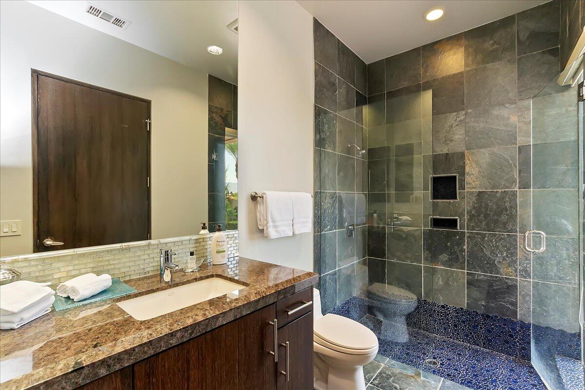 72 Royal St Georges Way Rancho Mirage, CA 92270 - Photo 29 of 55 40-Bath 2