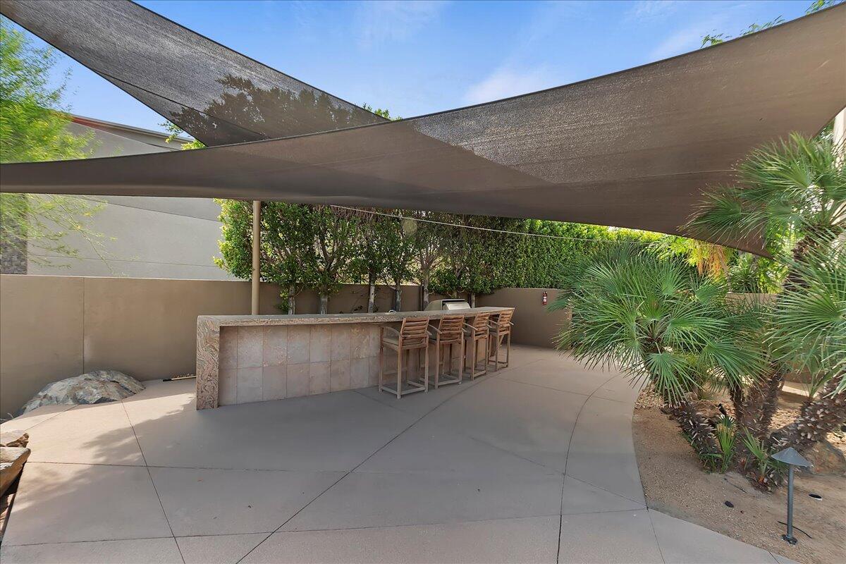 72 Royal St Georges Way Rancho Mirage, CA 92270 - Photo 40 of 55 57-Backyard