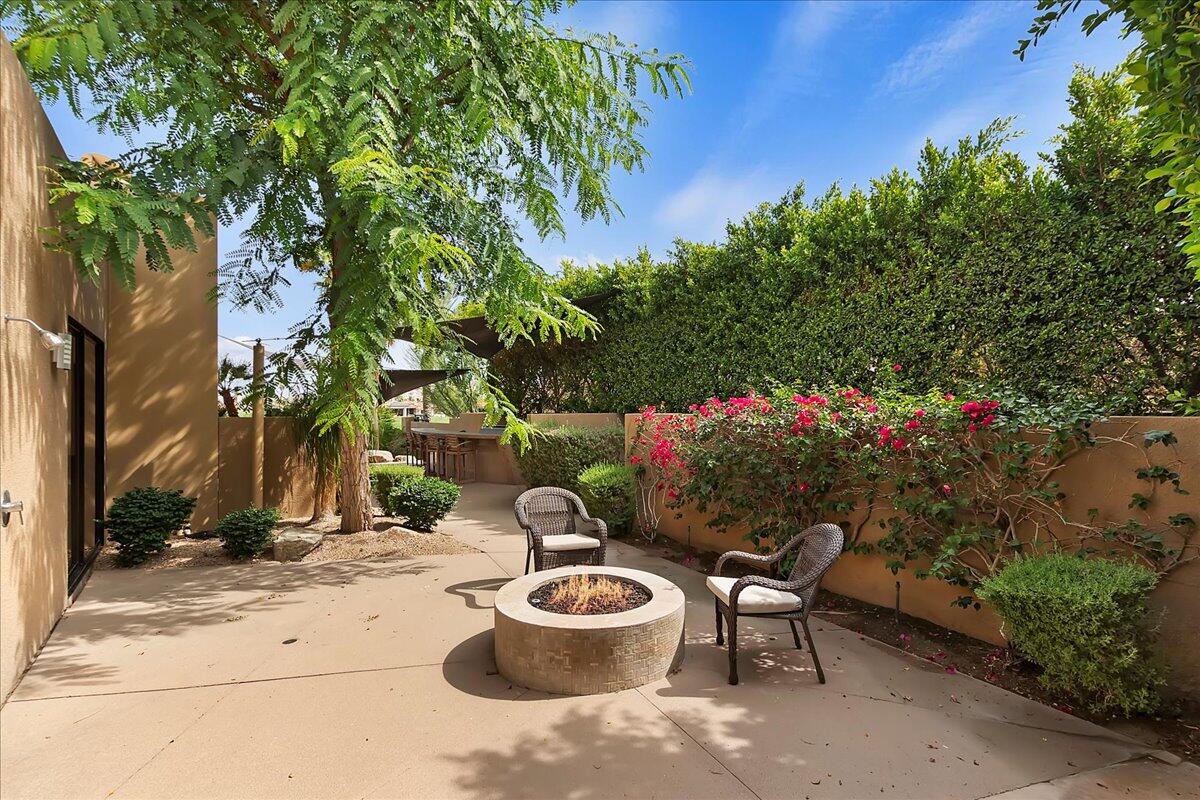 72 Royal St Georges Way Rancho Mirage, CA 92270 - Photo 42 of 55 61-Backyard