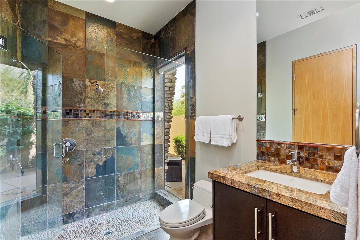 72 Royal St Georges Way Rancho Mirage, CA 92270 - Photo 53 of 55 74-Bathroom 6