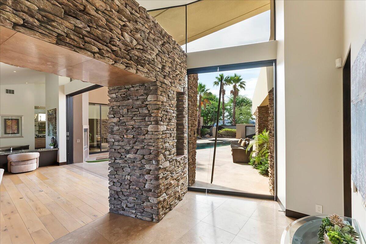 72 Royal St Georges Way Rancho Mirage, CA 92270 - Photo 9 of 55 10-Foyer