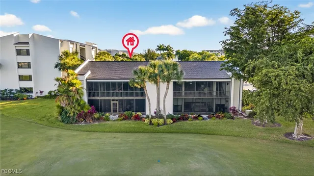 $349,000 | 4570 Trawler Court, Unit 102, Fort Myers, FL 33919