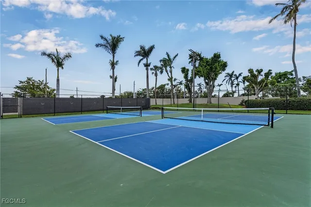 $349,000 | 4570 Trawler Court, Unit 102, Fort Myers, FL 33919