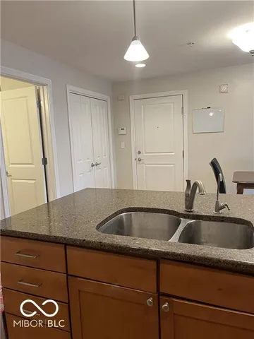 $1,950 | 350 North Meridian Street, Unit 603, Indianapolis, IN 46204