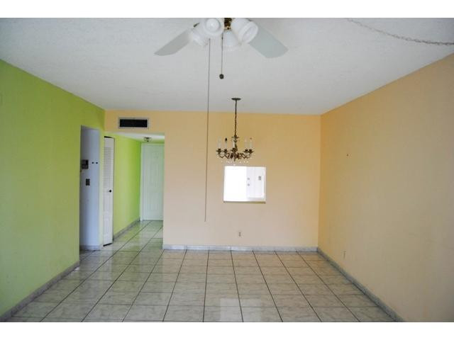 5950 Del Lago Circle, Unit 112 Sunrise, FL 33313 - Photo 3 of 10 Dining Room