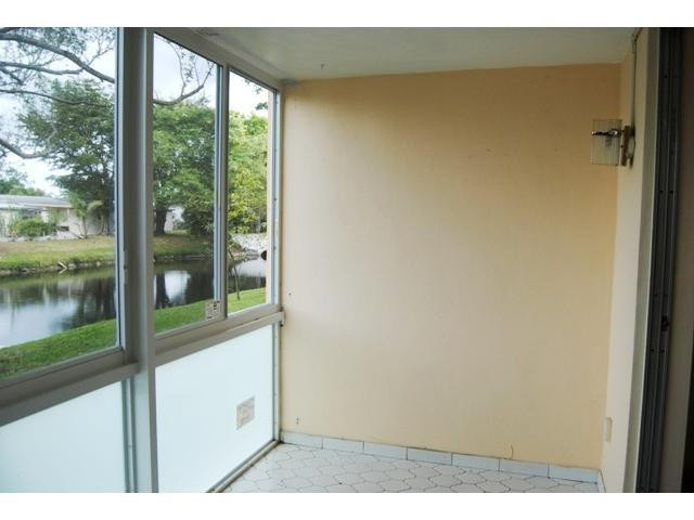 5950 Del Lago Circle, Unit 112 Sunrise, FL 33313 - Photo 8 of 10 Patio/Deck