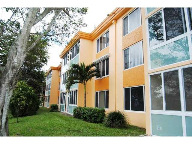 5950 Del Lago Circle, Unit 112 Sunrise, FL 33313 - Photo 9 of 10 Exterior Back Other