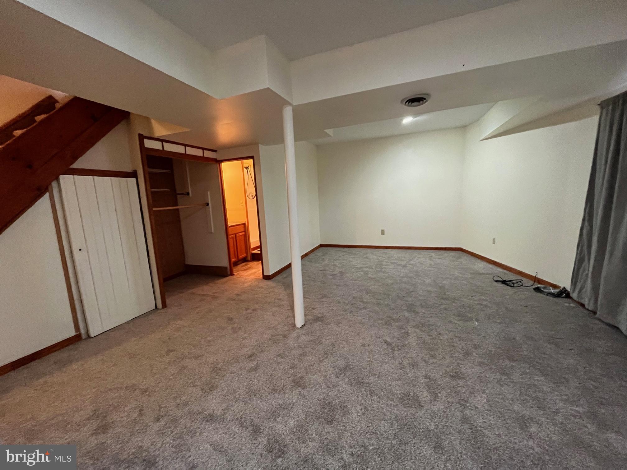 191 Rattlesnake Hill Road Boyertown, PA 19512 - Photo 9 of 9 an empty room with windows and closet