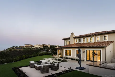 $3,195,000 | 18238 Avenida Apice, Escondido, CA 92029