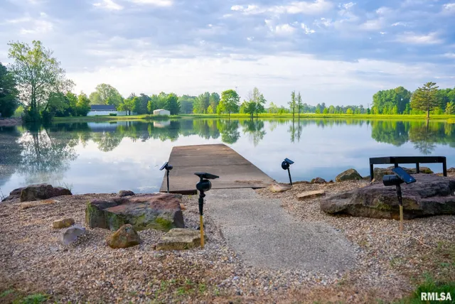 $2,280,000 | 4305 East Michael Lane, Olney, IL 62450