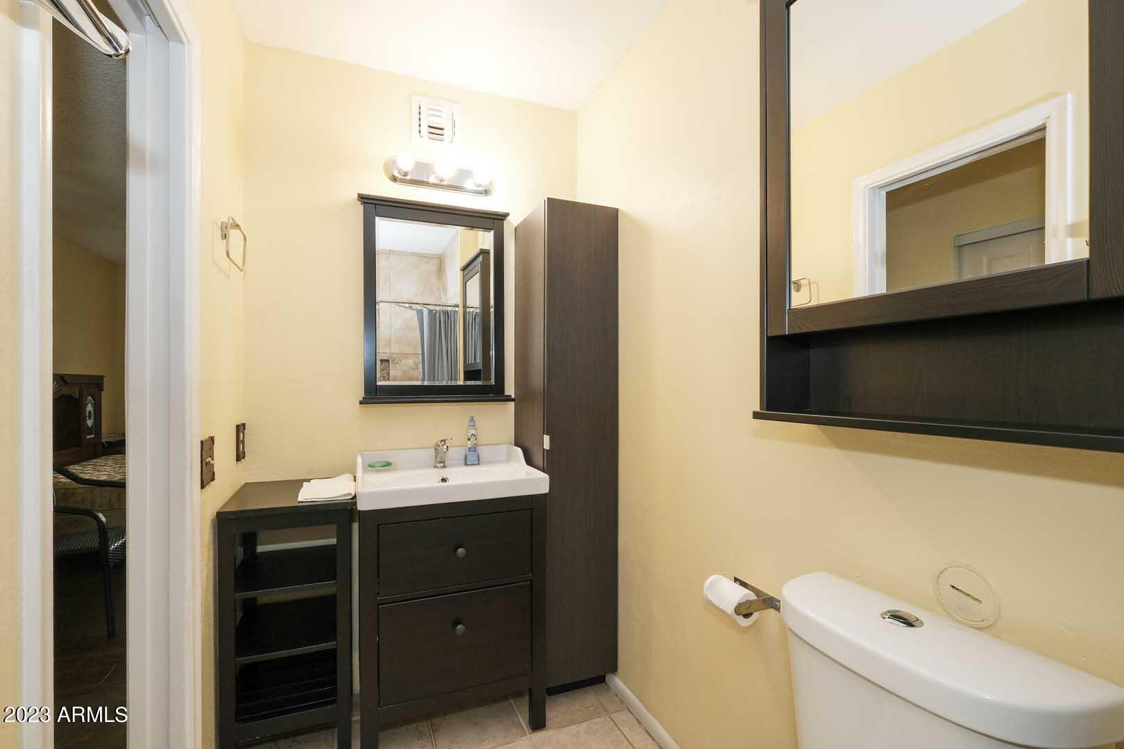 930 South Dobson Road, Unit 67 Mesa, AZ 85202 - Photo 30 of 35 Master Bath