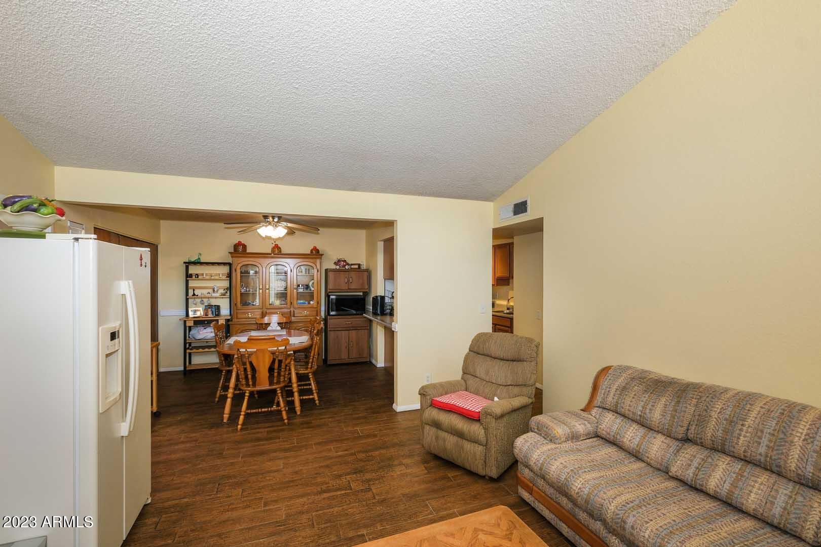 930 South Dobson Road, Unit 67 Mesa, AZ 85202 - Photo 8 of 35 Great-Dining Room2