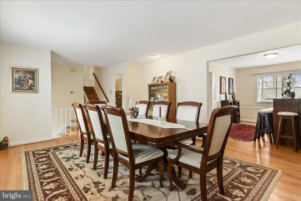 $4,000 | 3821 King Arthur Road, Annandale, VA 22003