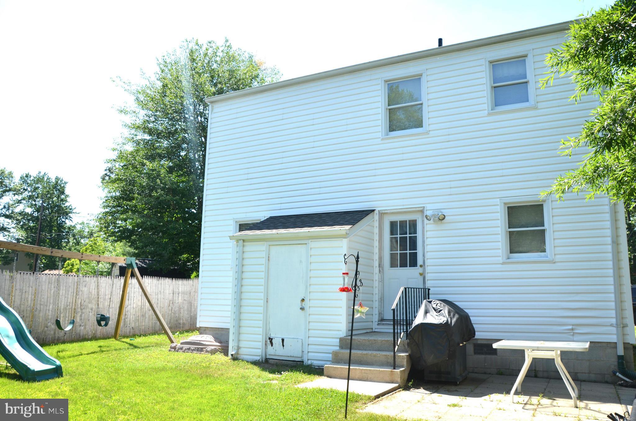 1625 Marlboro Road Edgewater, MD 21037 - Photo 17 of 18 Exterior (Rear)
