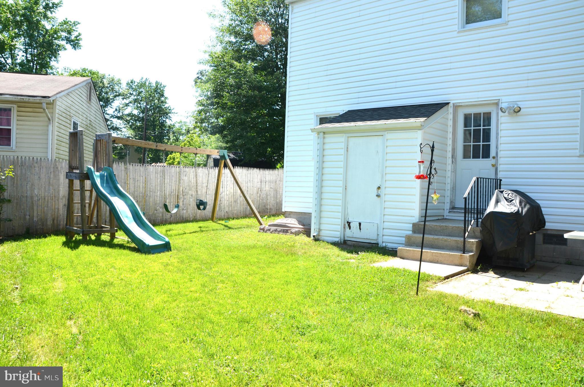 1625 Marlboro Road Edgewater, MD 21037 - Photo 18 of 18 Exterior (Rear)