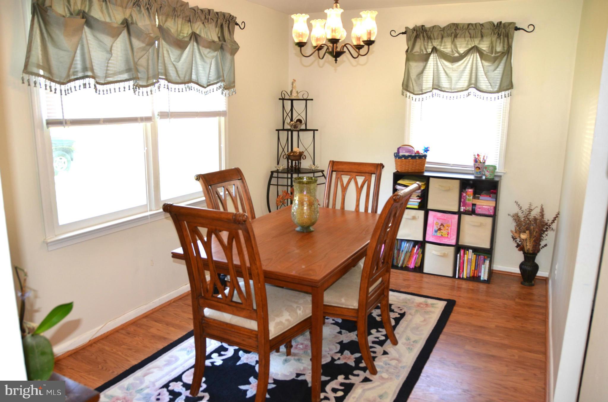 1625 Marlboro Road Edgewater, MD 21037 - Photo 7 of 18 Dining Room