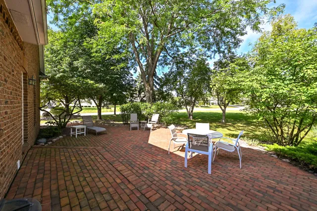 $999,000 | 3230 Yale Court, Brookfield, WI 53005