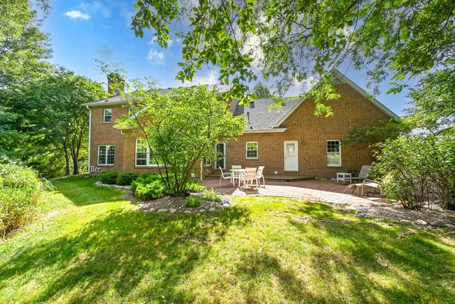 $999,000 | 3230 Yale Court, Brookfield, WI 53005