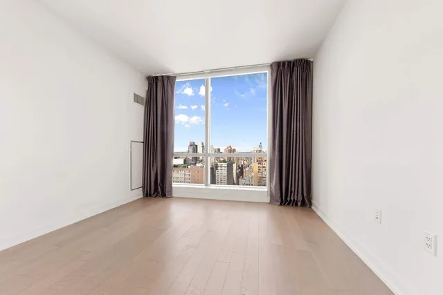 $2,000,000 | 400 Park Avenue South, Unit 33A | NoMad