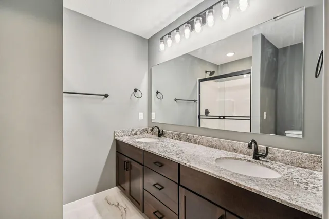 $339,900 | 911 Gable Street, Taylors Falls, MN 55084