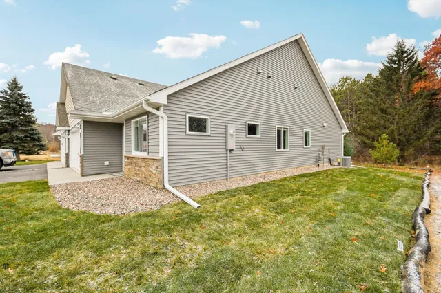 $339,900 | 911 Gable Street, Taylors Falls, MN 55084