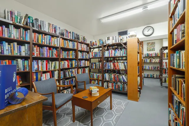 $399,000 | 3150 North Lake Shore Drive, Unit 8E, Chicago, IL 60657