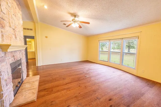 $268,000 | 211 Hunter Road, Ragley, LA 70657