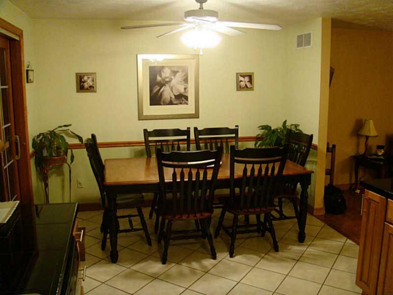 113 Mawhinney Road Cecil, PA 15321 - Photo 10 of 20 Dining Room.