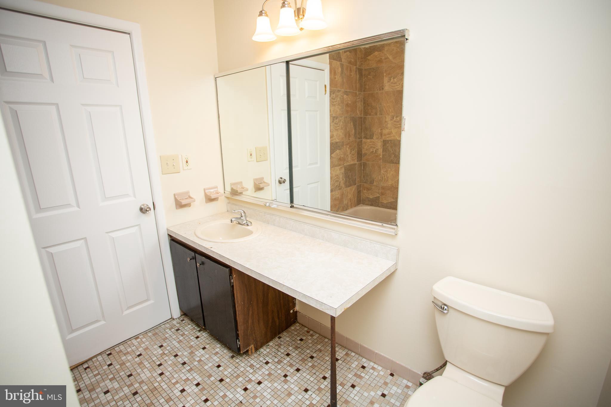11 Dover Drive Lindenwold, NJ 08021 - Photo 25 of 41