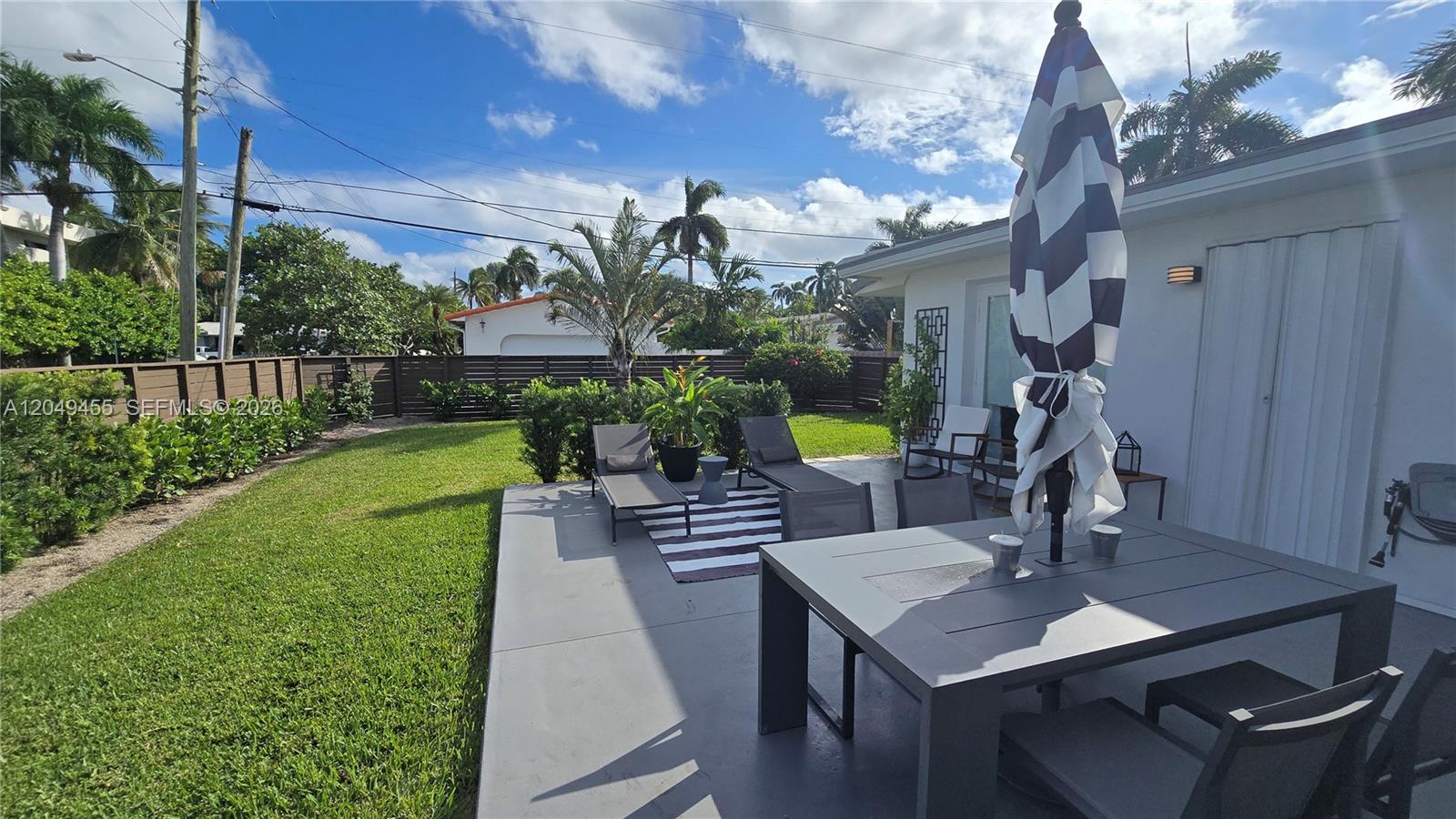 800 Polk Street, Unit / Hollywood, FL 33019 - Photo 13 of 16