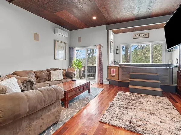 $649,000 | 15 Riverview Avenue, Unit D, Mashpee, MA 02649