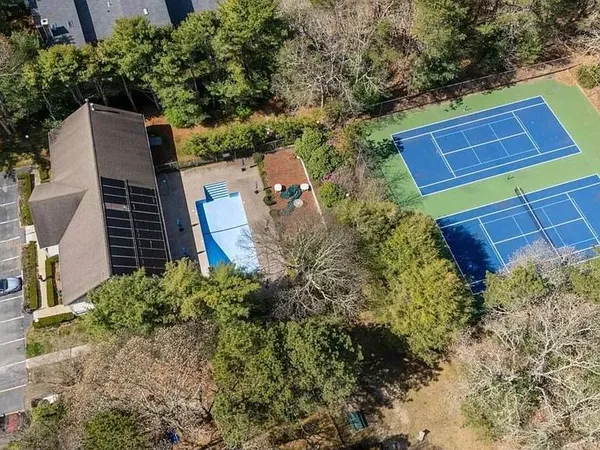 $649,000 | 15 Riverview Avenue, Unit D, Mashpee, MA 02649