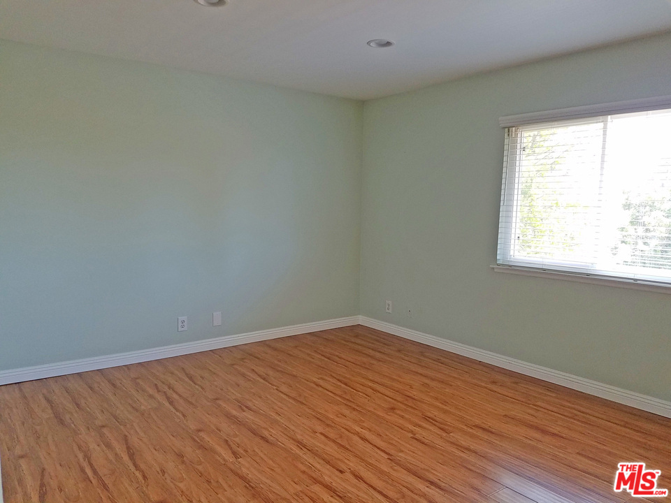 15926 Joseph Court Sylmar, CA 91342 - Photo 22 of 25