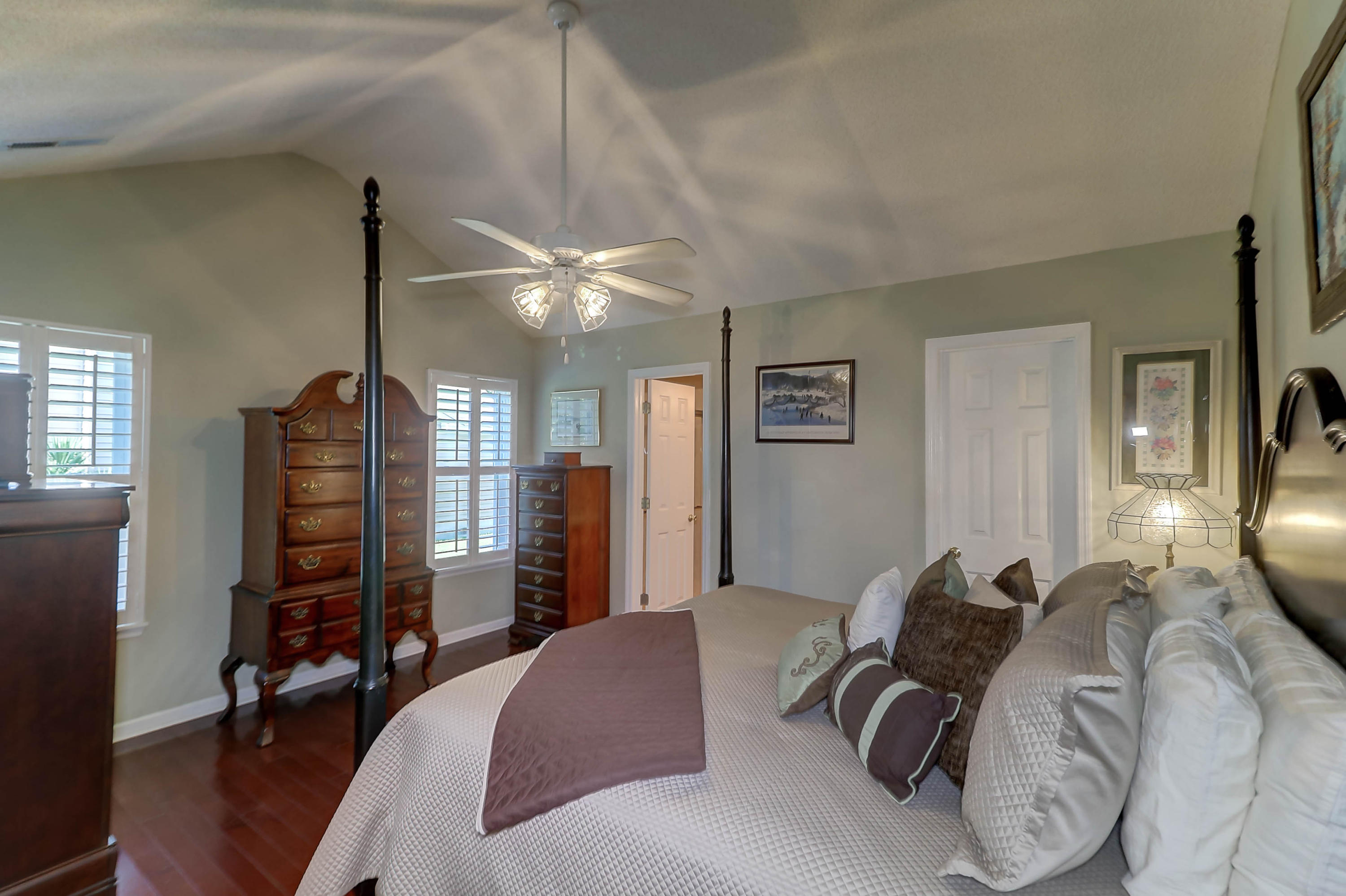 1205 Ocean View Road Charleston, SC 29412 - Photo 13 of 37 1205 Oceanview (30)