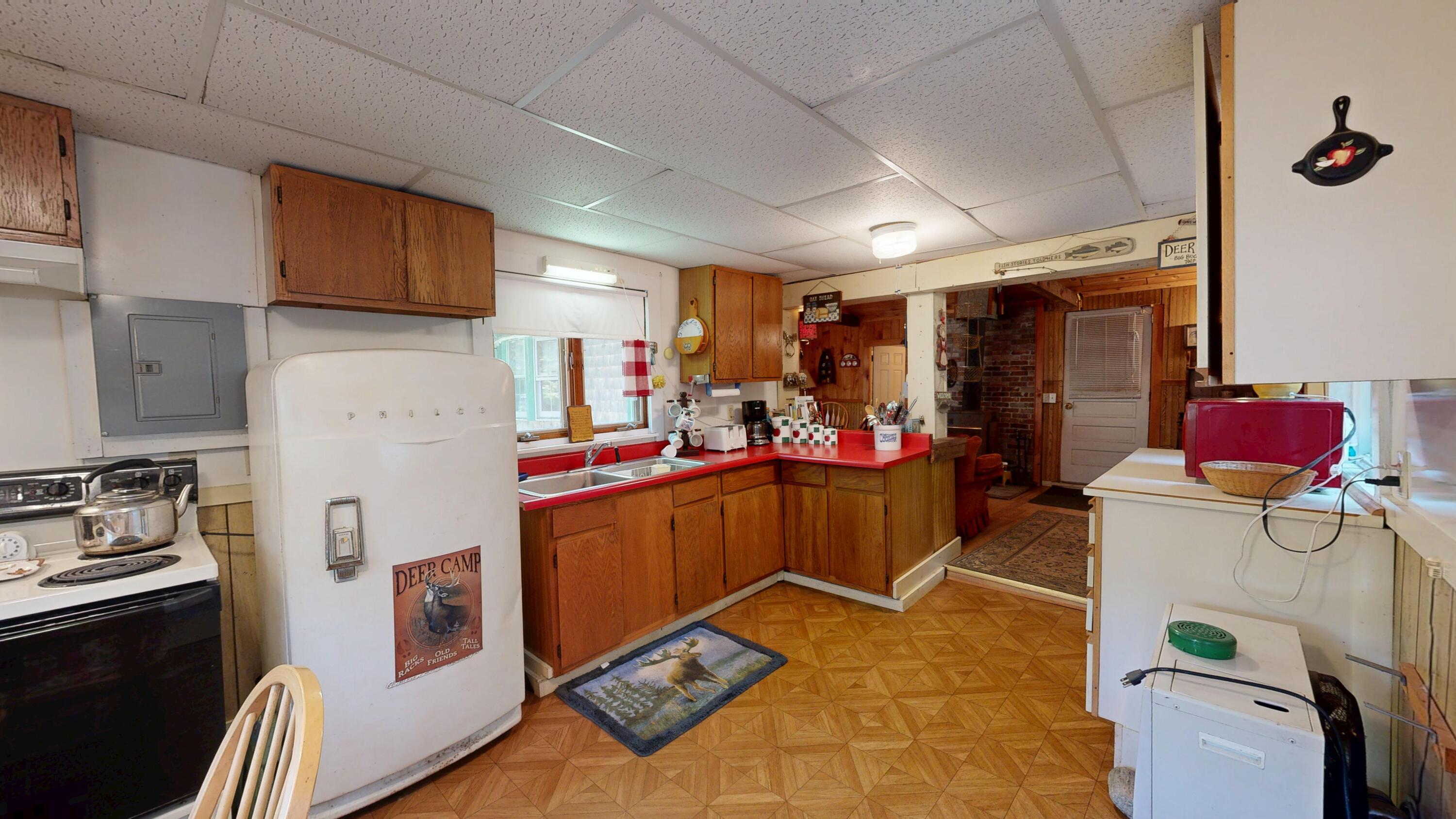 166 Bemis Road Oquossoc, ME 04964 - Photo 6 of 37