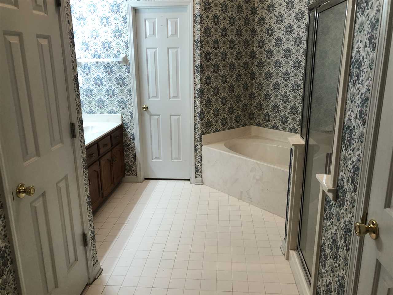 7656 Newfound Gap Road Memphis, TN 38125 - Photo 4 of 12 Gallery Image 4