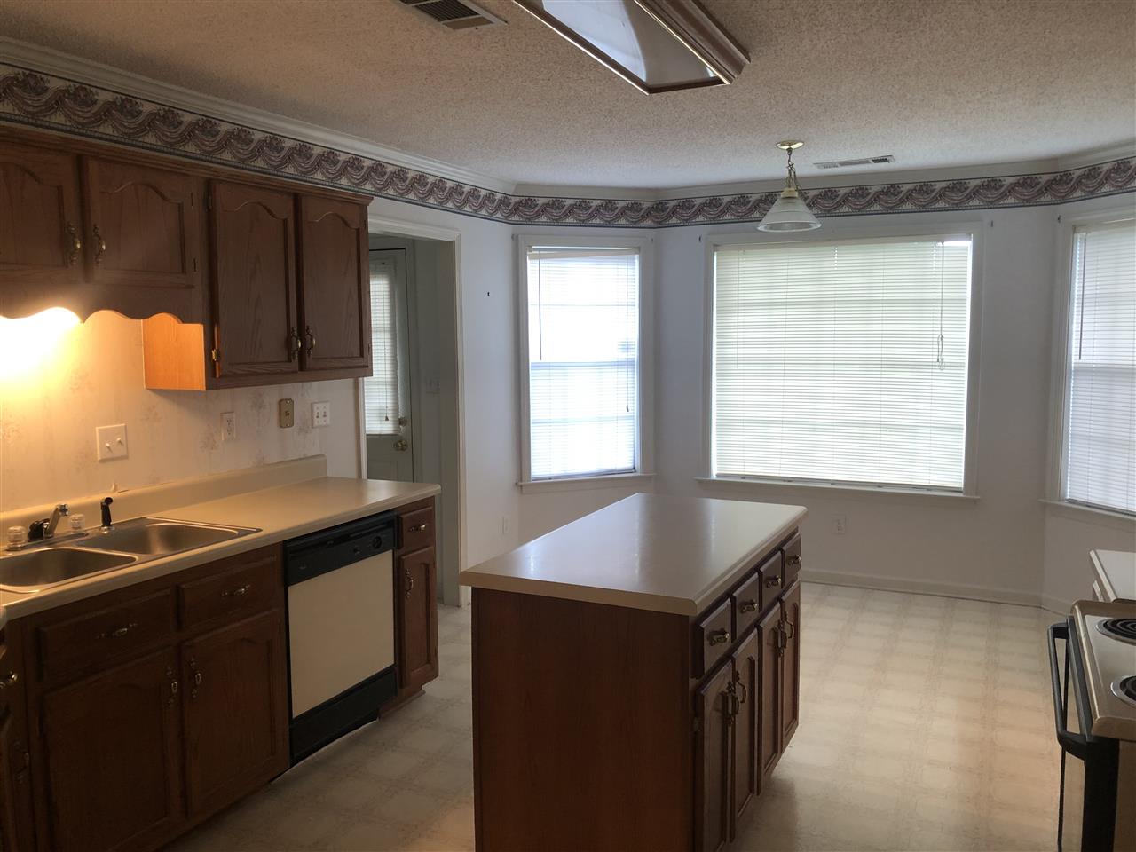 7656 Newfound Gap Road Memphis, TN 38125 - Photo 8 of 12 Gallery Image 8