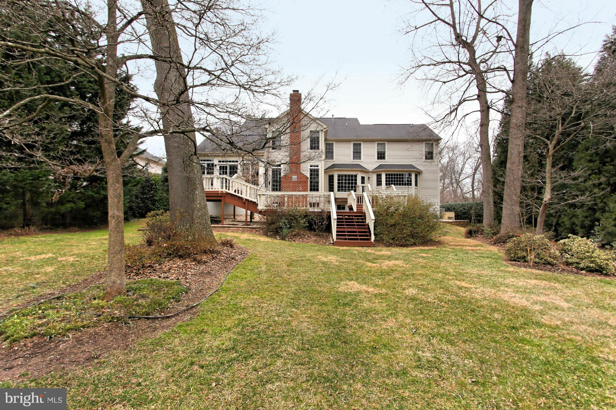 3807 Hummer Road Annandale, VA 22003 - Photo 24 of 30 Exterior (Rear)