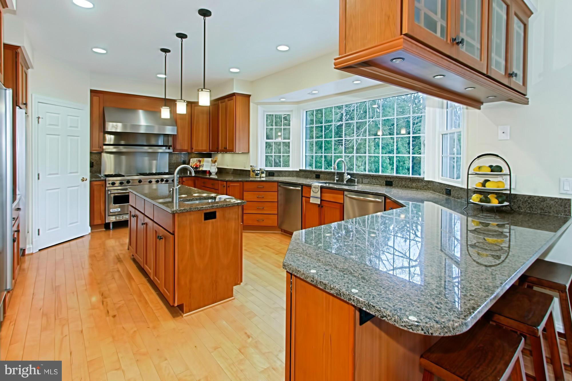 3807 Hummer Road Annandale, VA 22003 - Photo 6 of 30 Kitchen