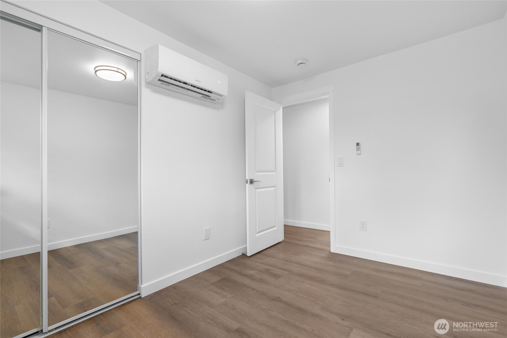 7831 202nd Place Southwest Edmonds, WA 98026 - Photo 15 of 31